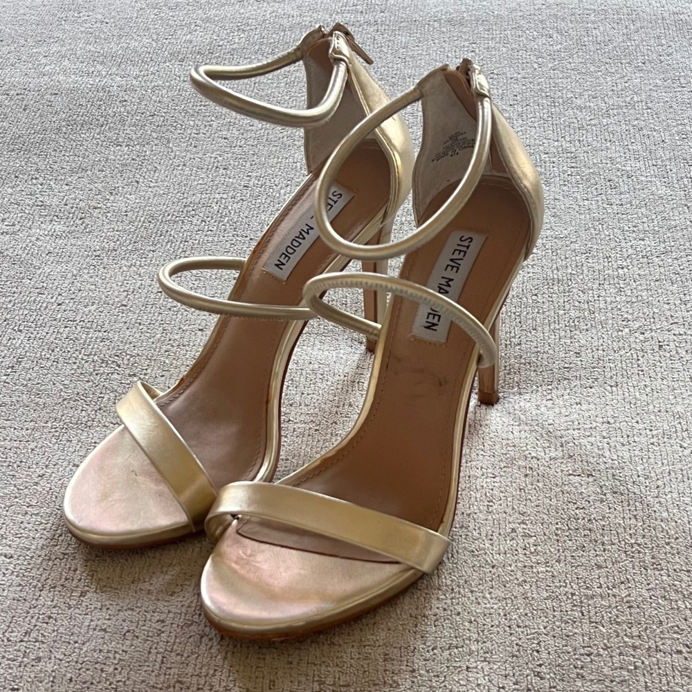 Steve Madden Clay Gold Metallic Stiletto Heeled Sandals Ankle Strap CLAY02S1 7M